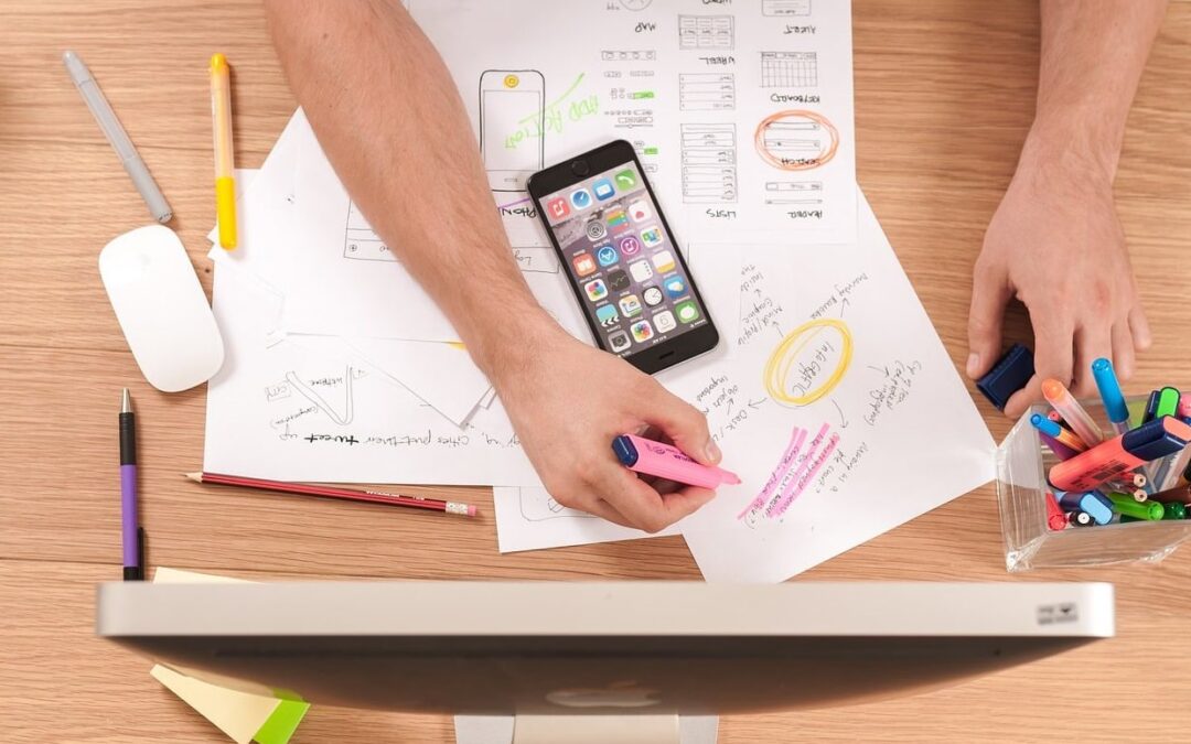Flat vs Outlined Icons: When to Use Each Style in Your UI Design